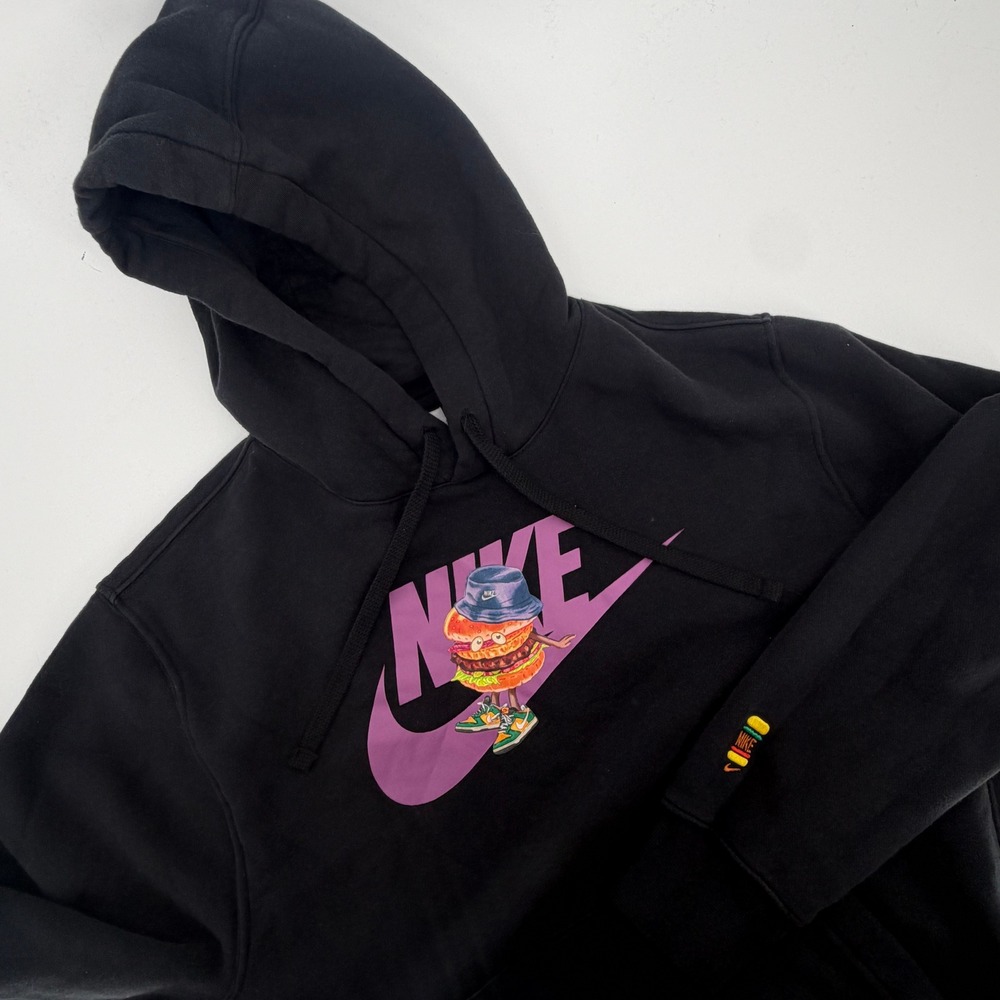 Nike Sportswear Burger Graphic Hoodie Black Pink DN5180-010 Mens Medium